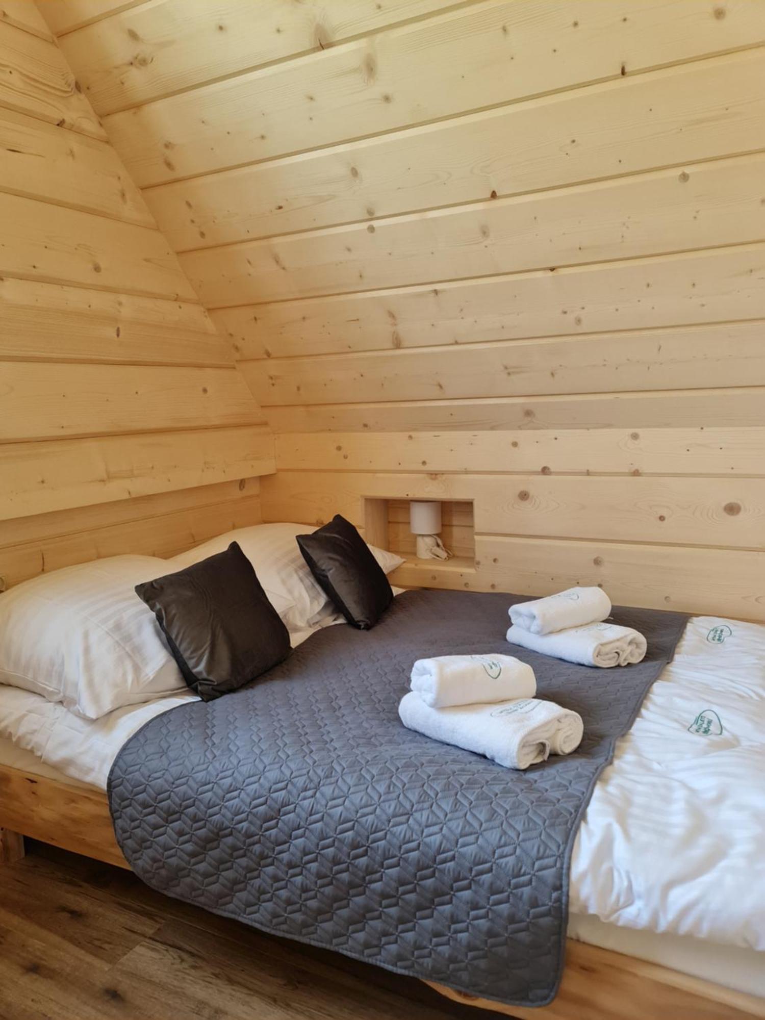 Zabie Dworki Witow Luxury Chalets & Spa Kültér fotó